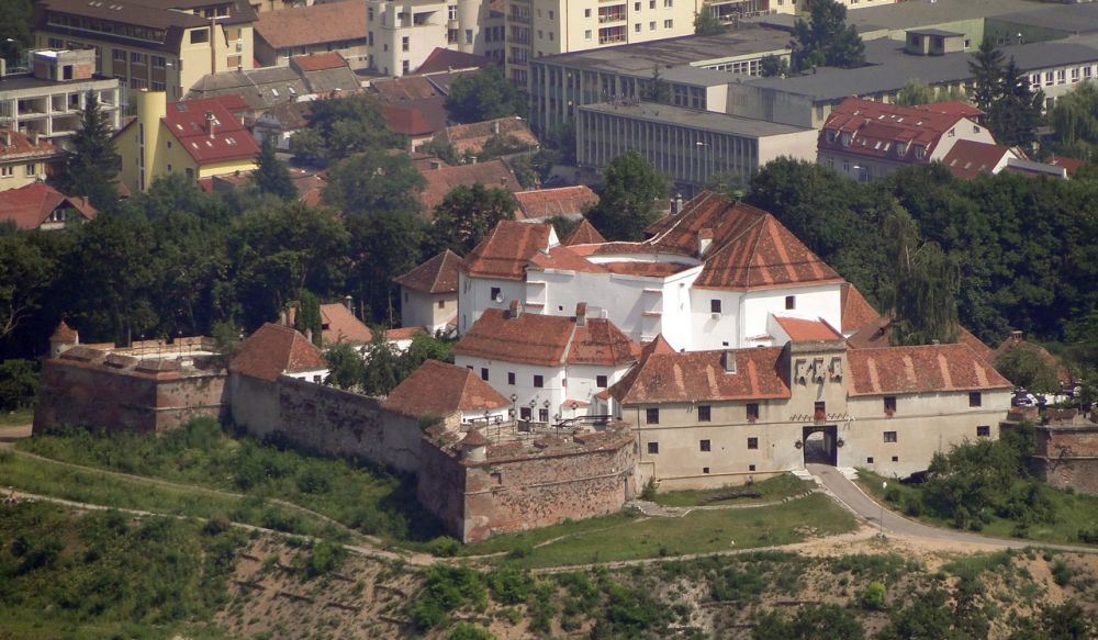 Cetățuia Brașovului rămâne deocamdată la Aro Palace Cetățuia Brașovului rămâne deocamdată la Aro Palace