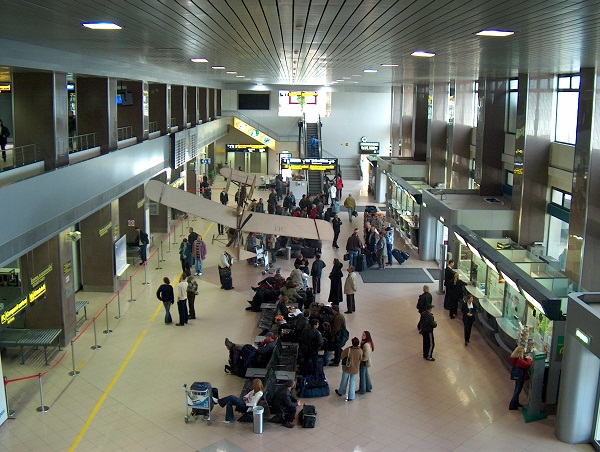 Concert pe Aeroportul Internaţional Henri Coandă