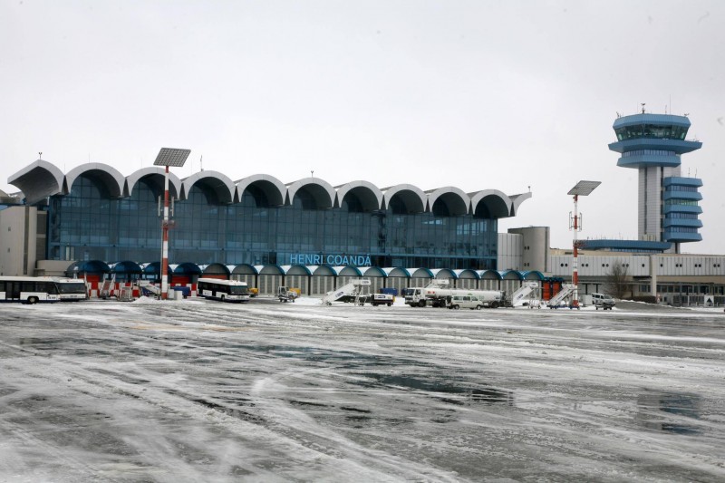 Şapte zboruri întârziate din cauza vremii pe Aeroportul Henri Coandă Şapte zboruri întârziate din cauza vremii pe Aeroportul Henri Coandă