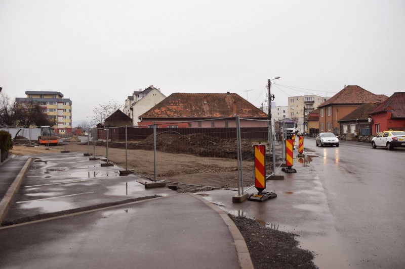 Circulație restricționată la intersecția străzilor Călăraşilor – Tisei – Podeni din Tg. Mureș