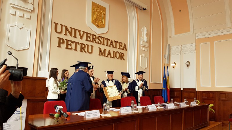 Dumitru Prunariu, Doctor Honoris Causa al Universității „Petru Maior” din Tg. Mureș Dumitru Prunariu, Doctor Honoris Causa al Universității „Petru Maior” din Tg. Mureș