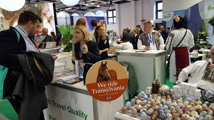 Ministerul Turismului a lansat la târgul de la Berlin aplicaţia „Explore Ro” Ministerul Turismului a lansat la târgul de la Berlin aplicaţia „Explore Ro”