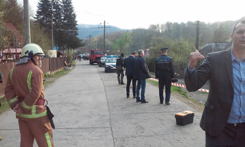 Fetița atacată de urs la Răstolița, internată la Spitalul din Reghin