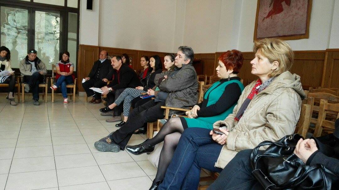 60 de copii cu handicap sever, lăsați pe drumuri de autorități