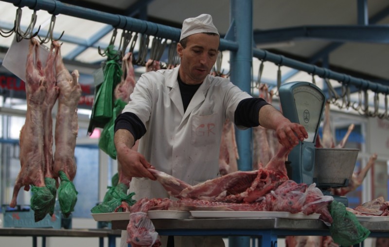Au început controalele DSVSA Mureș pentru produsele comercializate de sărbători