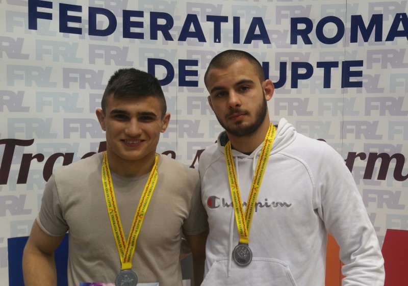 Luptătorii mureșeni, trei medalii la Campionatul Național de juniori