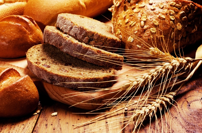 Pâinea s-ar putea scumpi până la finalul anului, din cauza creşterii costurilor de producţie – spun reprezentanţii asociaţiilor din domeniu