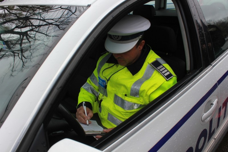 Polițiști trimiși în judecată după denaturarea împrejurărilor comiterii unui accident rutier