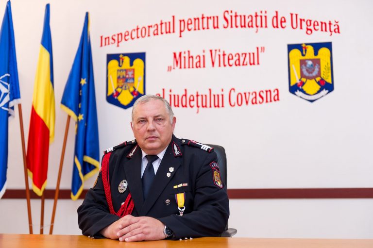 Ceremonie de predare a comenzii ISU, în piaţa centrală din municipiul Sfântu Gheorghe
