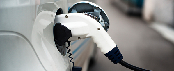 Rompetrol a inaugurat prima staţie de încărcare pentru maşinile electrice