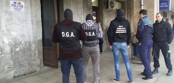 Primii 15 angajaţi ai Regionalei CFR Timişoara au ajuns la DIICOT Timişoara