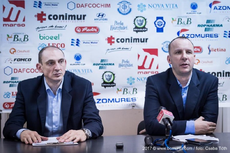 BC Mureș merge pe mâna aceluiași cuplu de antrenori