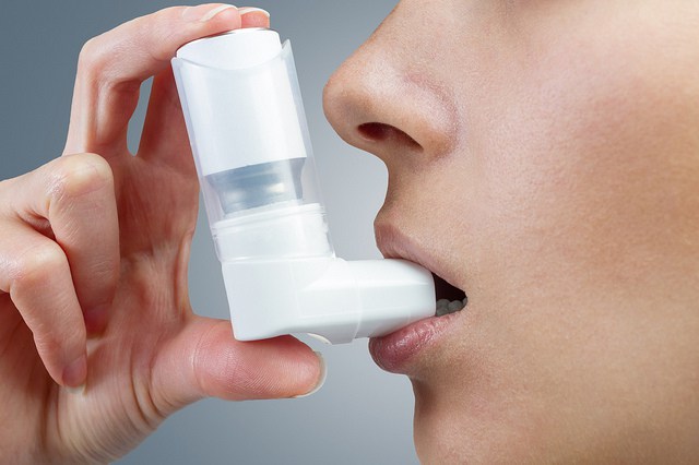 Tratamentele inhalatorii pot face pentru pacienţii cu astm diferenţa dintre viaţă şi moarte