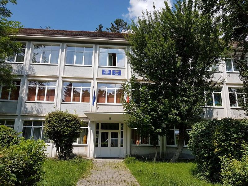 Dosar penal in rem pentru autorii spargerii de la Gimnaziul Europa din Tg. Mureș
