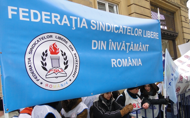 Sindicaliștii din Învățământ acuză Guvernul de neconstituționalitate