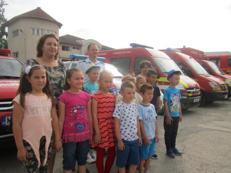 ISU Mureș a primit vizita copiilor de Ziua informării preventive