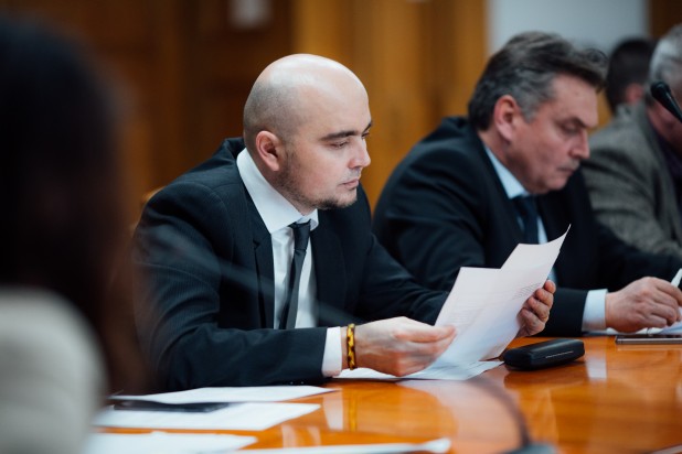 Parlamentarii mureșeni la raport
