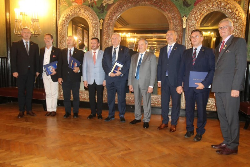 Opt târgumureșeni au fost distinși cu premiul „Paul Harris” al Rotary Club