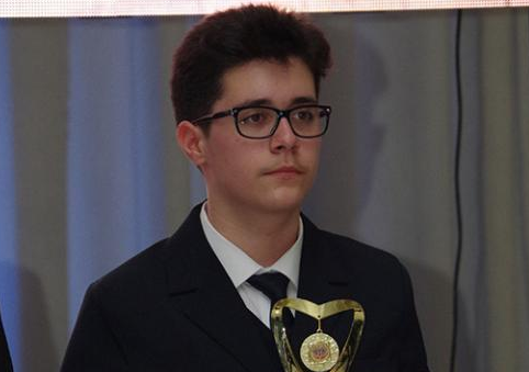 România de nota 10: David Turturean, singurul elev din ţară calificat la şase olimpiade naţionale