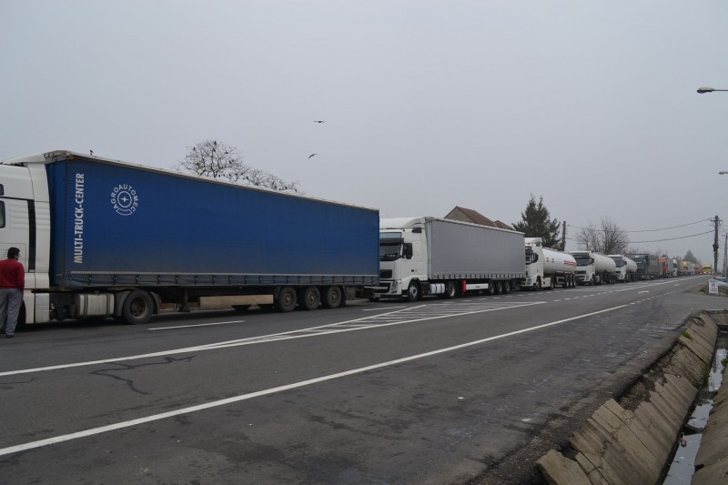 Avertisment MAE pentru conducătorii automarfarelor care merg prin Bulgaria