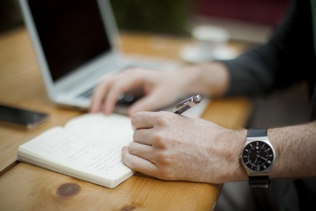 Prevederile la contractele part-time vor afecta un milion de locuri de muncă, susțin patronatele Prevederile la contractele part-time vor afecta un milion de locuri de muncă, susțin patronatele