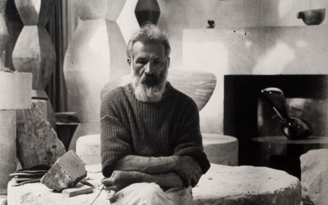 Celebrul sculptor Constantin Brâncuși va avea un bust la Tg. Mureș