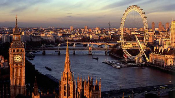 Cetăţenii UE vor circula liber în Marea Britanie după Brexit cel puţin doi ani
