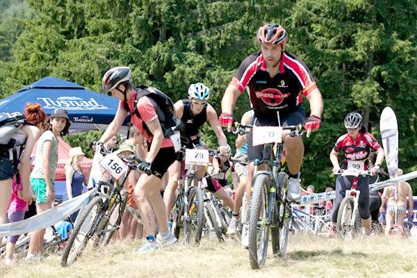 250 de sportivi, participanți la Triatlonul de la Băile Tuşnad – Lacul Sfânta Ana