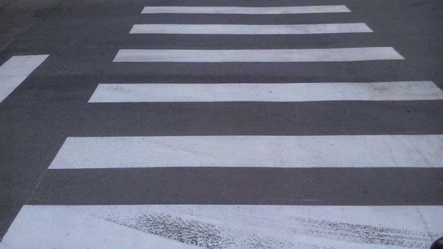 Se mută trecerea de pietoni de la Primăria Brașov