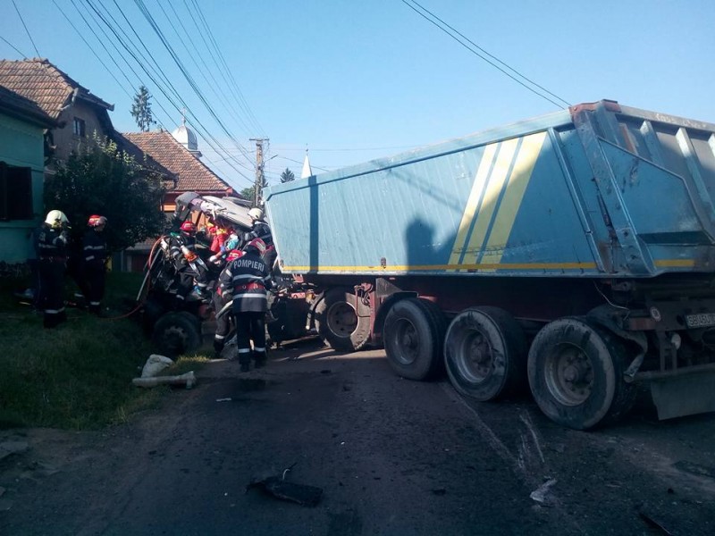 Șofer rănit grav într-un accident petrecut pe șoselele mureșene