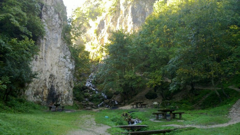 La Pietrele lui Solomon din Brașov se vor spăla rufe ca acum 100 de ani
