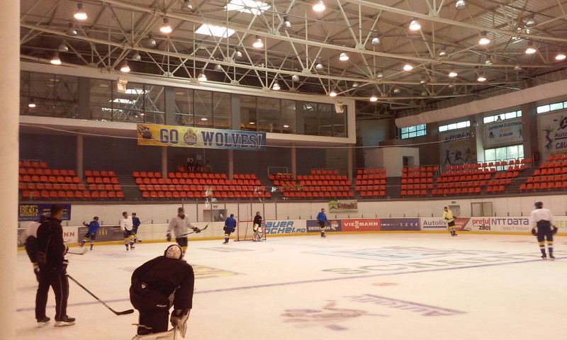 Corona Brașov Wolves a început antrenamentele specifice, pe gheață