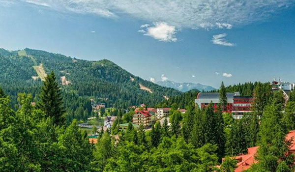 Cartul de munte, o nouă atracţie pentru turişti în Poiana Braşov