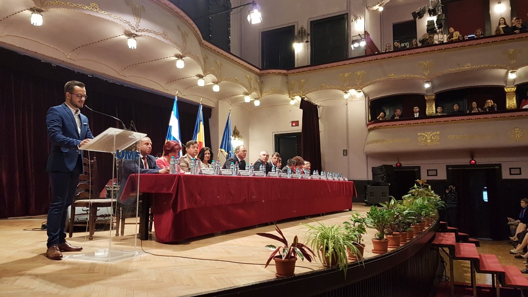 UMF Tîrgu-Mureș a început anul universitar cu un nou imn