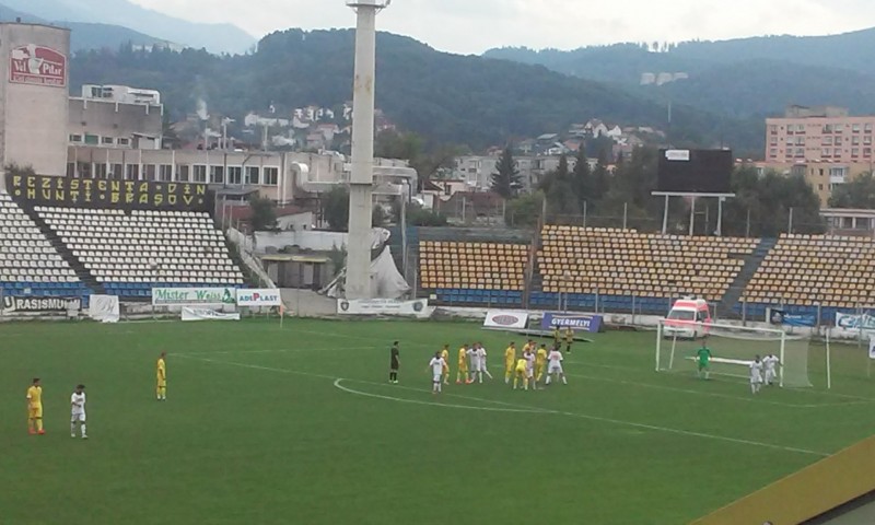 AS ,,Steagu Roşu” Braşov nu a reuşit să învingă Inter Tărlungeni: 1-1