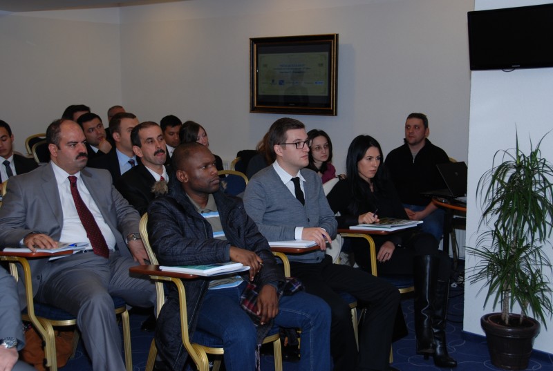 Cursuri pentru tinerii diplomați, la Poiana Brașov
