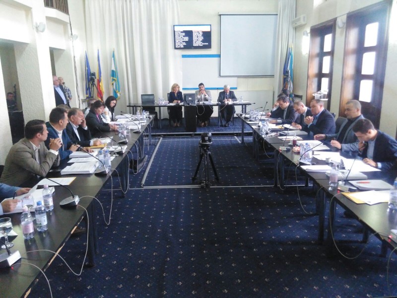 Școlile tîrgumureșene intră în reparații