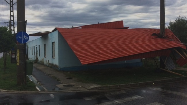 145 de victime, dintre care 8 decedate și 137 rănite, din cauza furtunii din vestul țării