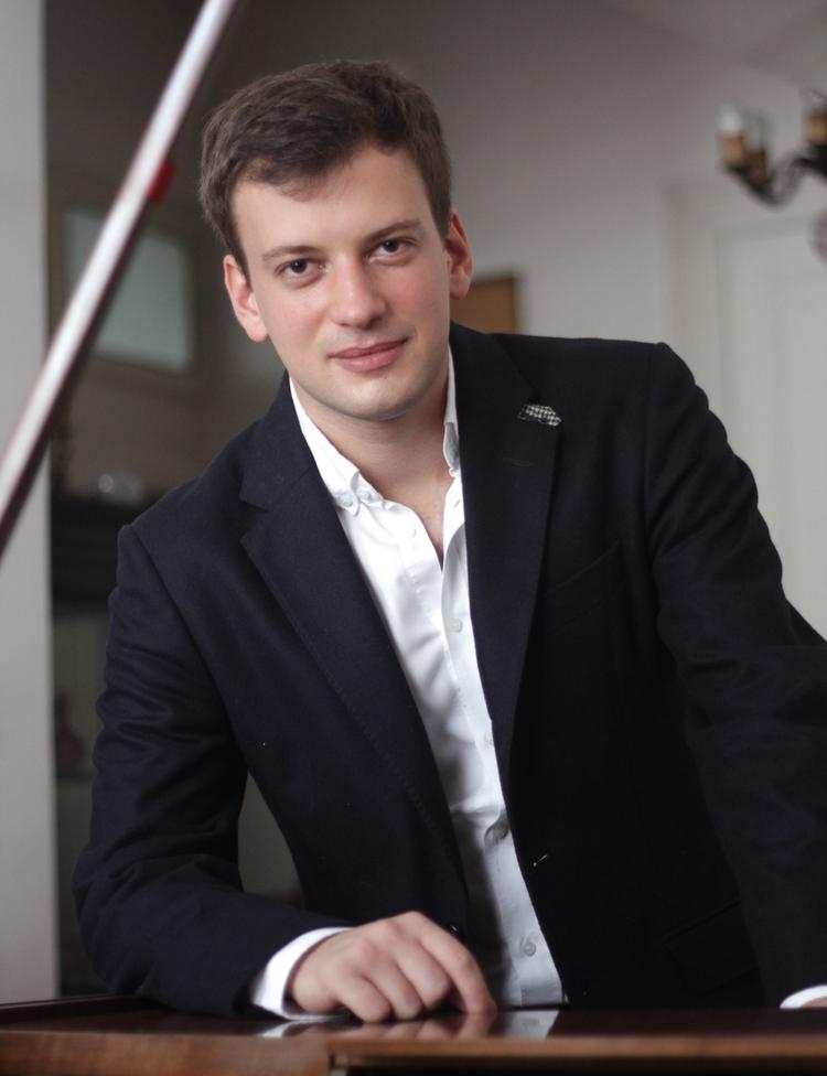 Recital de pian la Sala Radio, cu Mihai Ritivoiu