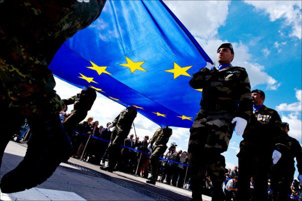 Premieră în UE: Miniștrii apărării participă la o simulare de război cibernetic