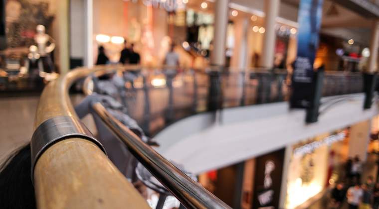 Decizia în privinţa deschiderii mall-urilor va fi luată cu câteva zile înainte de data de 15 iunie