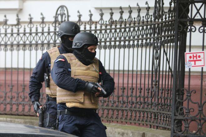 Luare de ostatici în sala de judecată, exerciţiu de intervenţie antitero la Tîrgu Mureş