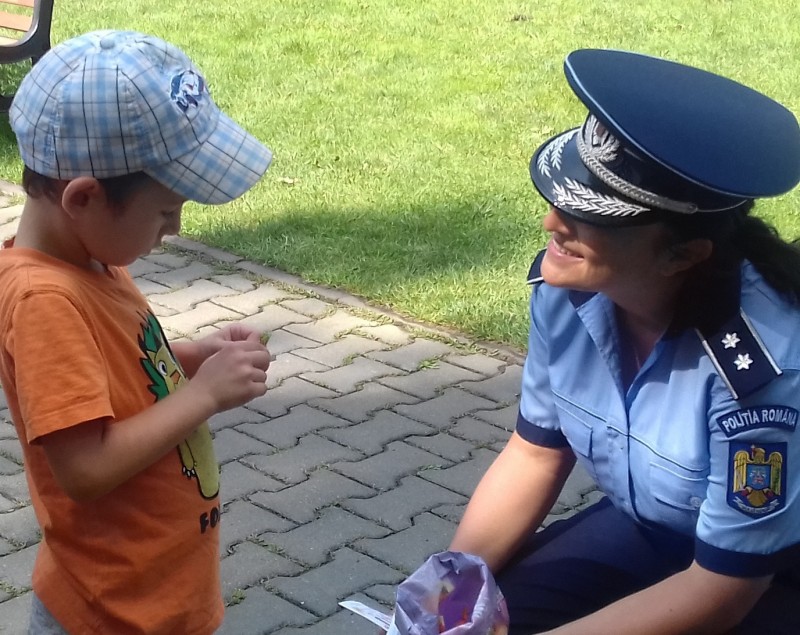 Copiii mureșeni, chemați să spună ”nu violenței”