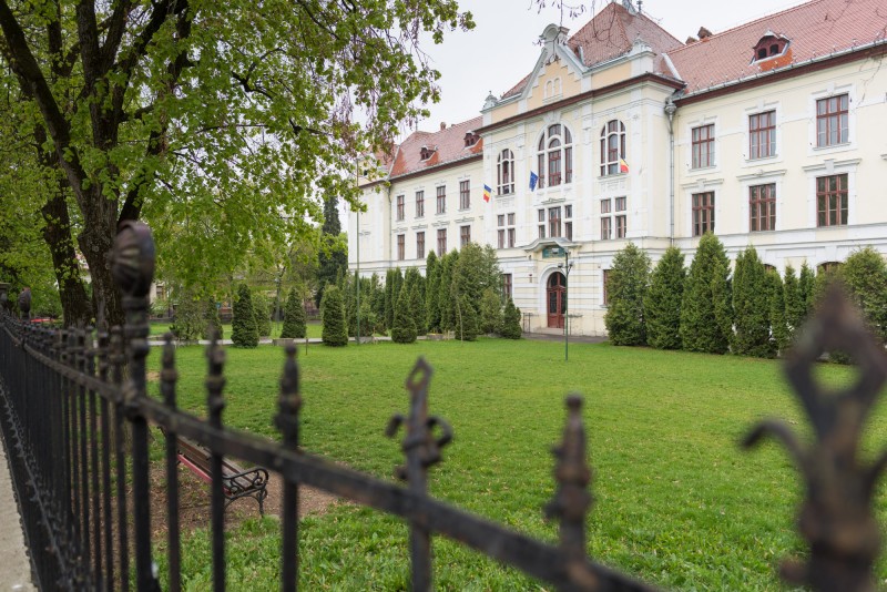 Reînființarea Liceului Catolic de la Tg. Mureș, o prioritate pentru UDMR Reînființarea Liceului Catolic de la Tg. Mureș, o prioritate pentru UDMR