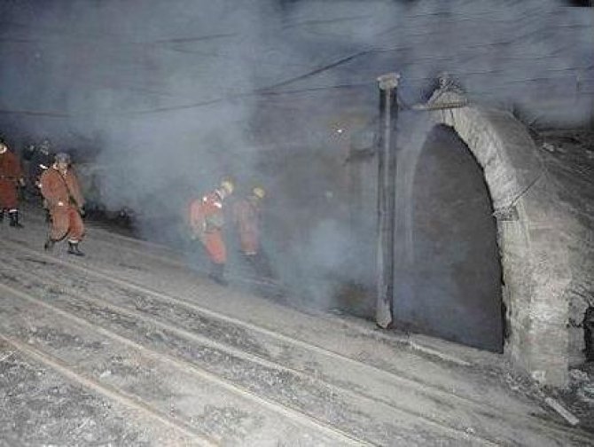 Dosar penal deschis în urma exploziei de la Uricani