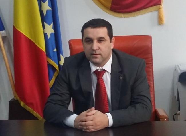 Prefectul judeţului Covasna a semnat ordinul de încetare, înainte de termen, a mandatului primarului comunei Cernat Prefectul judeţului Covasna a semnat ordinul de încetare, înainte de termen, a mandatului primarului comunei Cernat