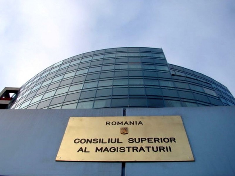 CSM l-a suspendat din funcţie pe procurorul Cristian Ovidiu Popescu