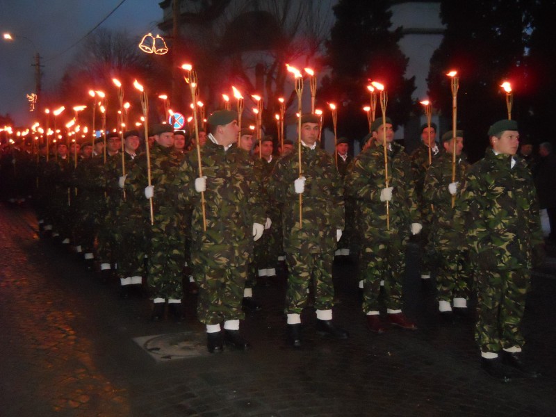 Retragere cu torțe la 1 Decembrie, la Miercurea Ciuc Retragere cu torțe la 1 Decembrie, la Miercurea Ciuc