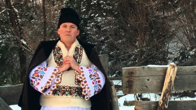 Spectacol de colinde “Lasă-ne Crăciune în casă”