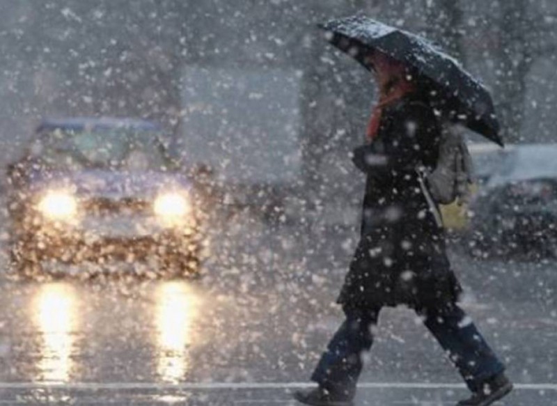 Atenționare meteo: Cod galben de ninsori și viscol în 14 județe Atenționare meteo: Cod galben de ninsori și viscol în 14 județe